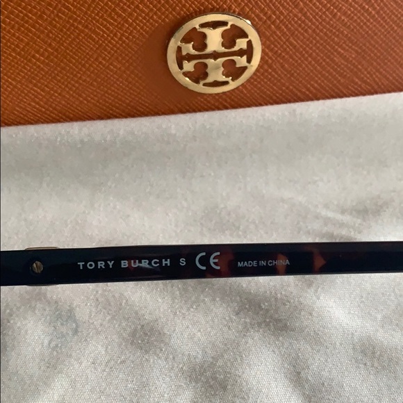 Tory burch sunglasses - Picture 4 of 9
